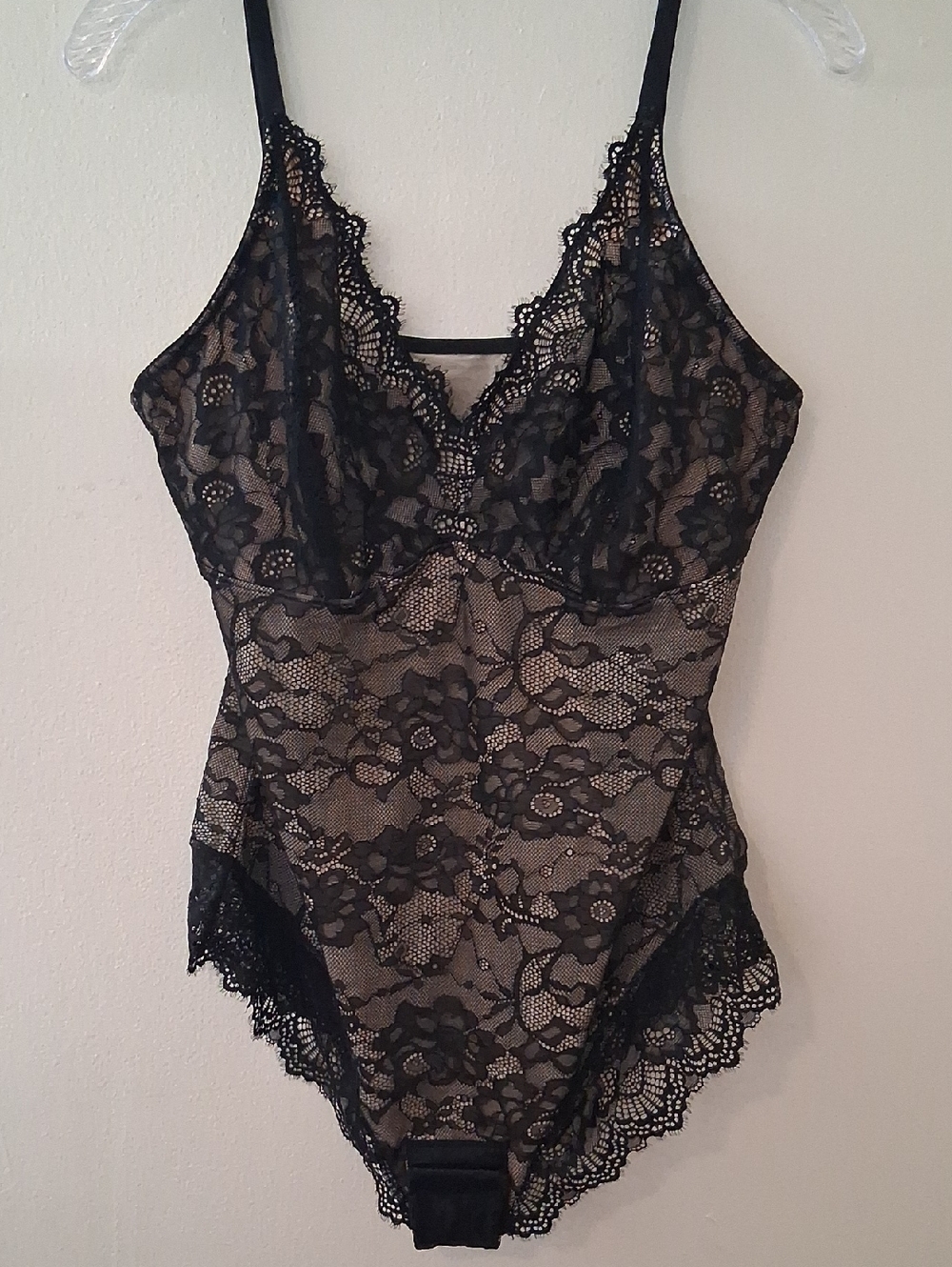 NWT FEELINGIRL Lace Bodysuit Black XL Shapewear